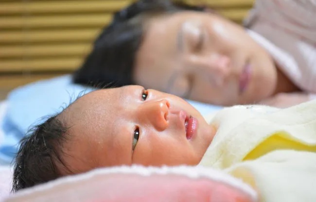 Dù sinh thường hay sinh mổ, hãy làm 4 việc này trong ngày đầu tiên sau sinh để sữa nhanh về, hồi phục sức khỏe tốt hơn-1