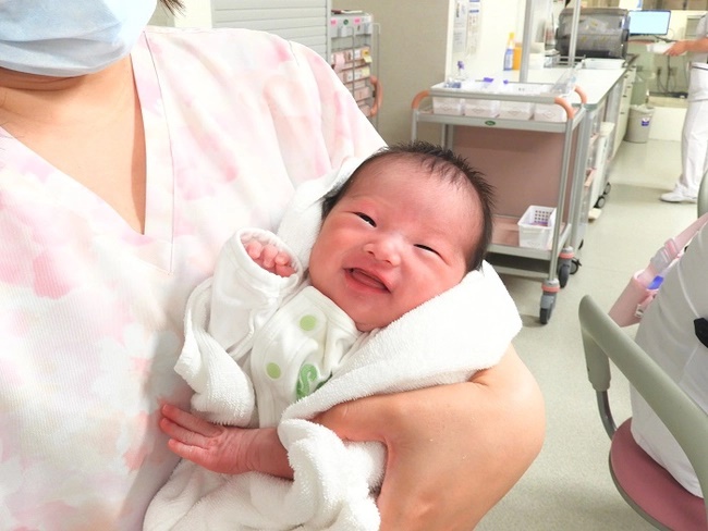 Dù sinh thường hay sinh mổ, hãy làm 4 việc này trong ngày đầu tiên sau sinh để sữa nhanh về, hồi phục sức khỏe tốt hơn-4