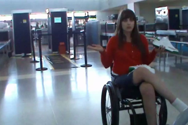 Du khách Mỹ bị hiếp dâm trong nhà vệ sinh công cộng giữa Paris-2