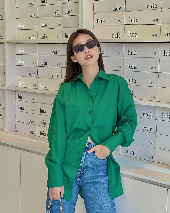 Sao Việt có 12 cách mặc áo sơ mi oversized cực kỳ trẻ trung, sang xịn mịn