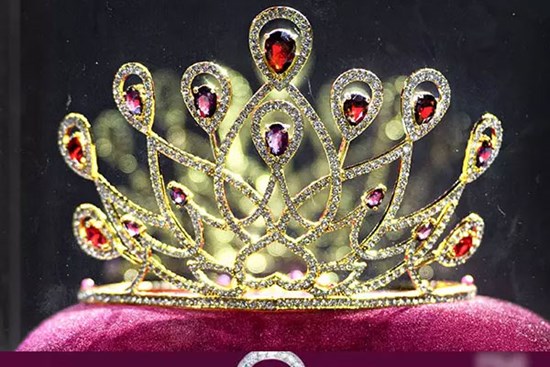 Vương miện 2 tỷ của Hoa hậu Thể thao Việt Nam vướng nghi án 'đạo nhái'