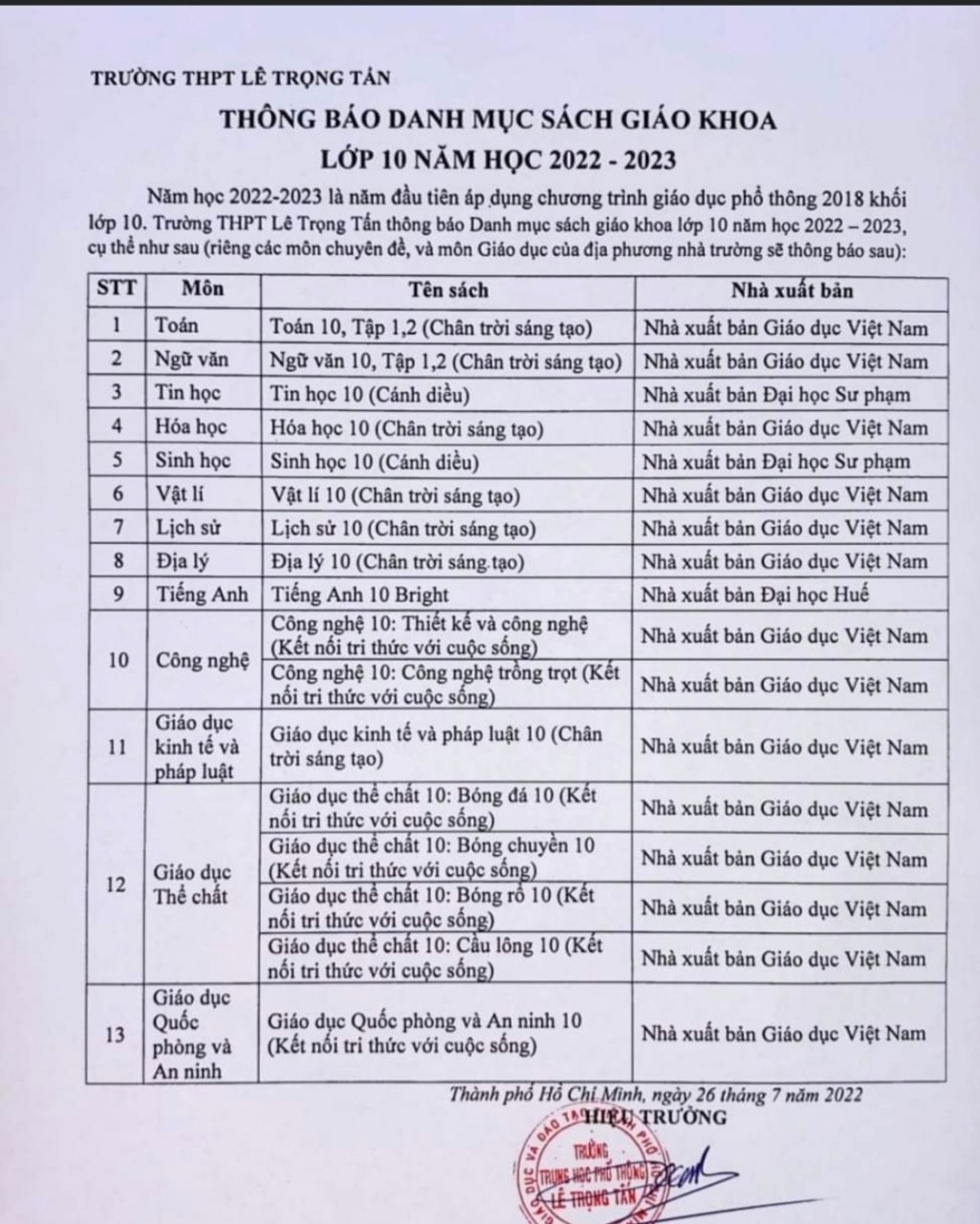 Mua một bộ sách giáo khoa mà quá nhiêu khê-1