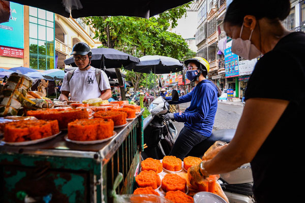 Thị trường thực phẩm chay tấp nập, hút khách mùa Vu Lan-6