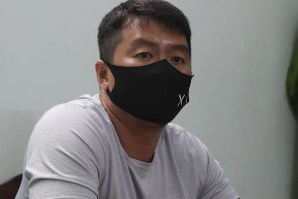 Người nhà bệnh nhân dùng dao đâm bác sĩ ở TP.HCM-1