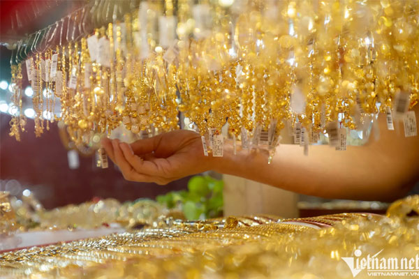 Giá vàng hôm nay 30/7: Tuần mới, đón đợt tăng giá mạnh-1