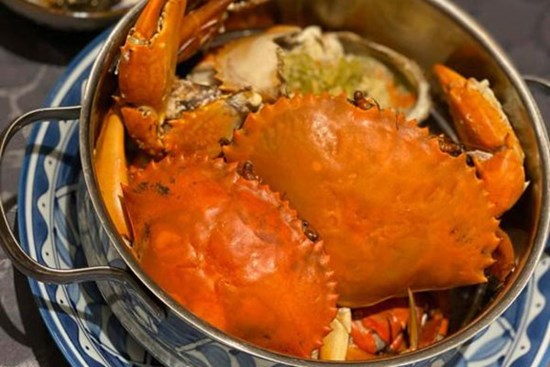 Cách hấp cua chín lòng đào ngon tuyệt, muốn thưởng thức đúng hương vị đừng bỏ qua bước sơ chế này