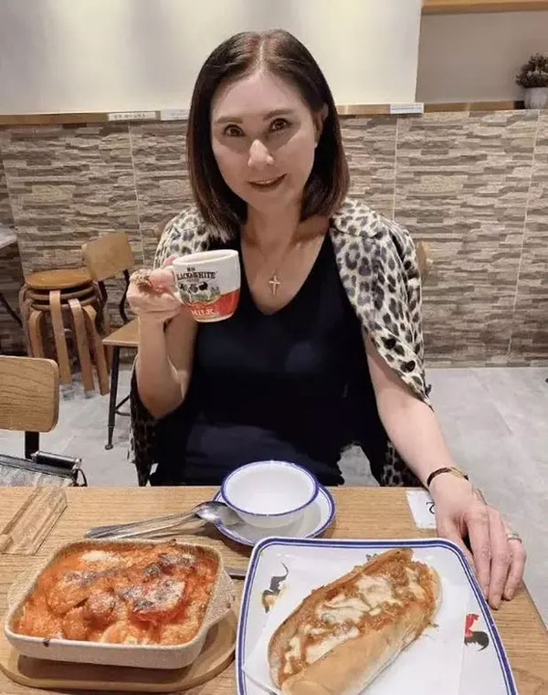 Á hậu Hong Kong bị tạm giam-2