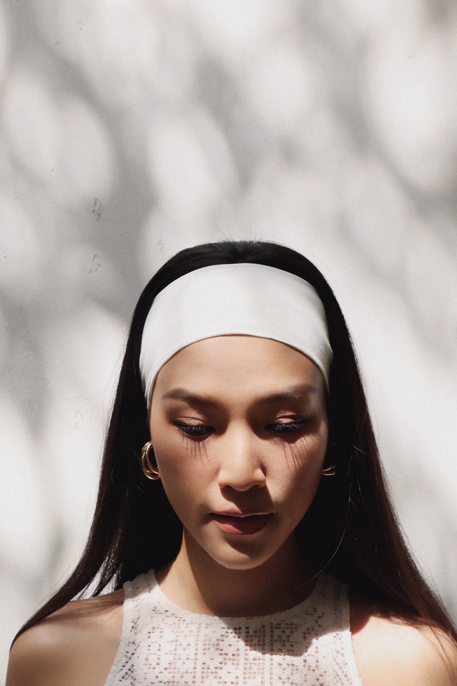 Á hậu Hoàng Oanh cắt phăng mái tóc dài nuôi 3 năm vì lý do đầy xúc động-4