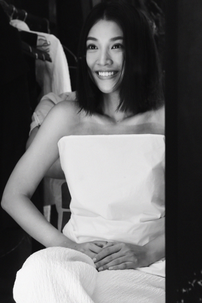 Á hậu Hoàng Oanh cắt phăng mái tóc dài nuôi 3 năm vì lý do đầy xúc động-6