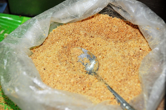 Quán xôi nổi tiếng với cái tên rùng rợn”: Tuy sợ nhưng lúc nào cũng đông nghịt khách xếp hàng chờ mua-12