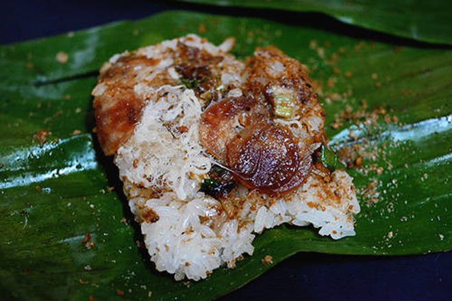 Quán xôi nổi tiếng với cái tên rùng rợn”: Tuy sợ nhưng lúc nào cũng đông nghịt khách xếp hàng chờ mua-13