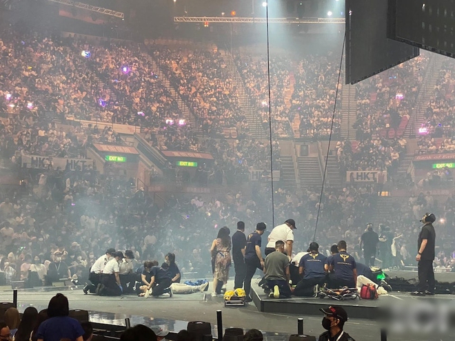 Hé lộ nguyên nhân màn hình 600 kg rơi khiến vũ công bị liệt tứ chi-2