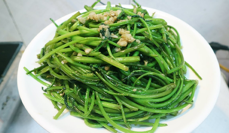 Thứ rau rẻ tiền ngoài chợ, ăn kiểu gì cũng ngon và mát, nhưng chẳng mấy ai biết nó thải độc, thanh lọc cơ thể-2