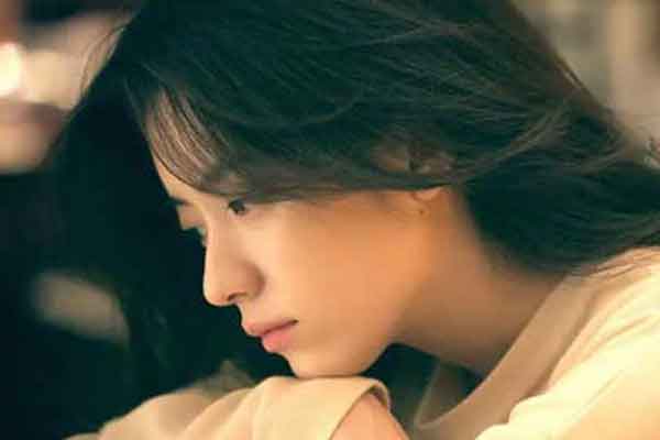 Trước khi đi thêm bước nữa, chị dâu đã gửi lại bố mẹ tôi cuốn sổ đỏ-1