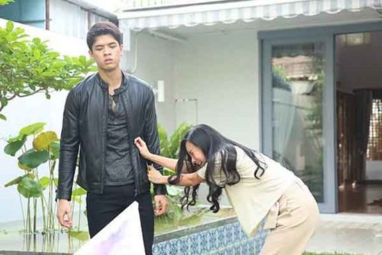 Chồng có tiền là bỏ đi biệt tích, hết tiền trở về nói một câu bất ngờ khiến vợ tê tái