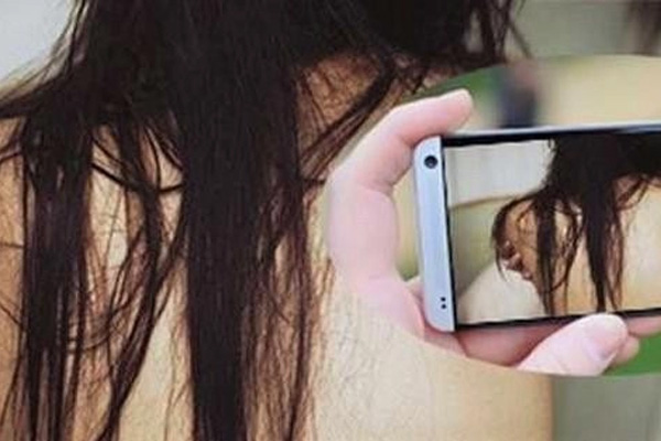 Hình phạt nào dành cho cặp vợ chồng bảo mẫu bạo hành ở Hà Nội?-4