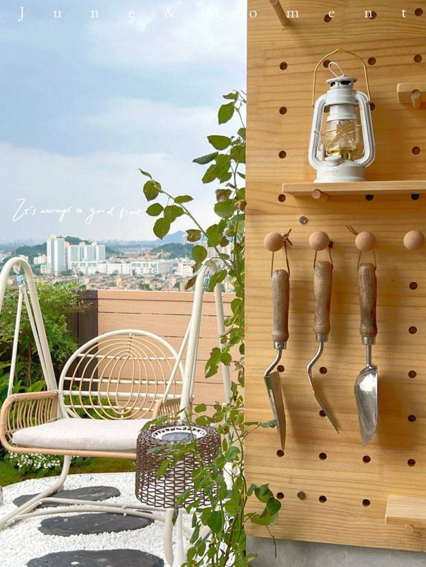 Bất chấp lời khuyên từ bạn bè, cô gái độc thân chốt đơn” căn hộ ở tầng thượng với khu vườn đẹp như mơ-5