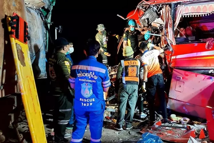 Tai nạn giao thông nghiêm trọng ở Lào, 1 người Việt thiệt mạng-1