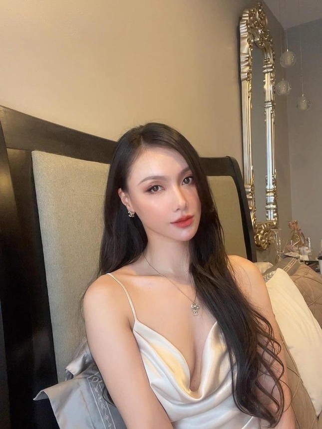 MC Minh Hà sau 1 năm rời VTV: Cuộc sống tự do, ngày càng quyến rũ-5