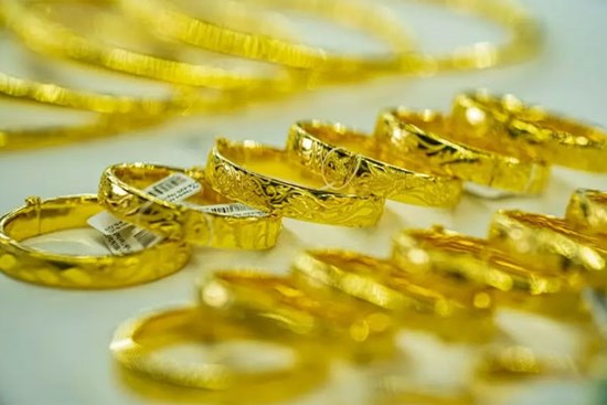 Giá vàng hôm nay 2/8: USD đuối sức, tạo đà cho vàng bứt phá