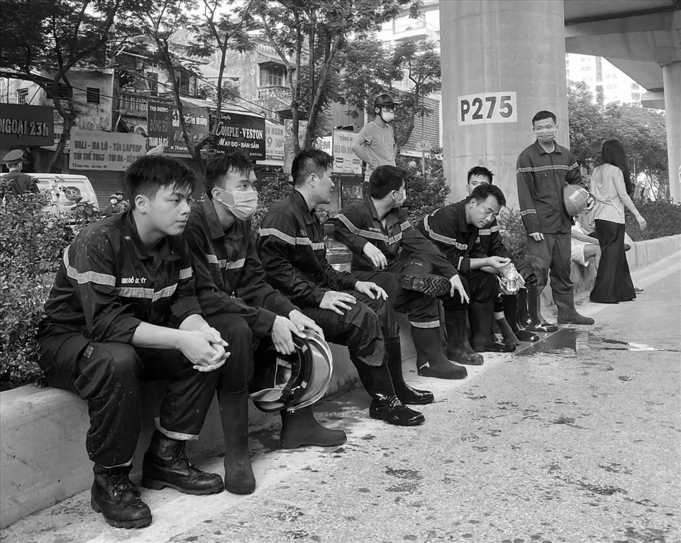 Trung úy cảnh sát hy sinh ở vụ cháy quán karaoke: Mạnh mẽ, giàu tình cảm-3