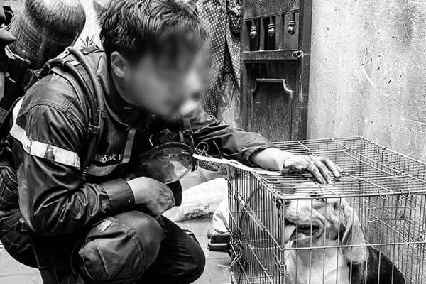 Nghẹn lòng trước gia cảnh éo le của đội trưởng cứu nạn hy sinh vụ cháy quán karaoke ở Hà Nội-5