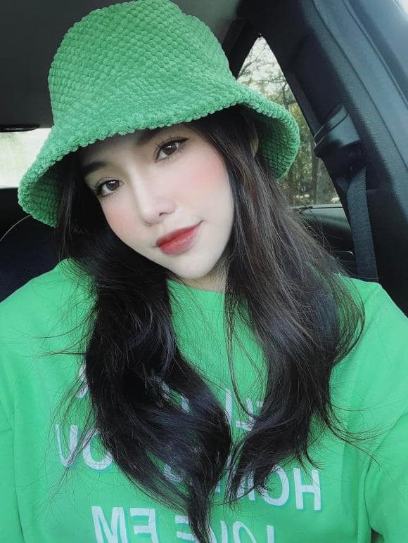 Lưu Đê Ly khoe không gian nhà đang sống trên hội Nghiện nhà, dân mạng nhận xét thế nào?-1