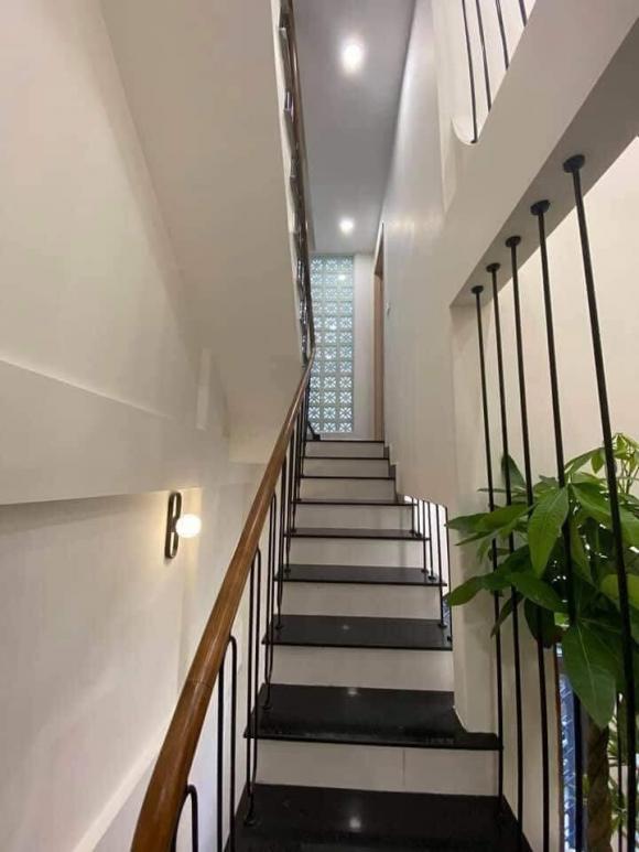 Giải pháp tối ưu khi xây nhà ống mặt phố với diện tích 30m2 vừa sang lại hiện đại-9