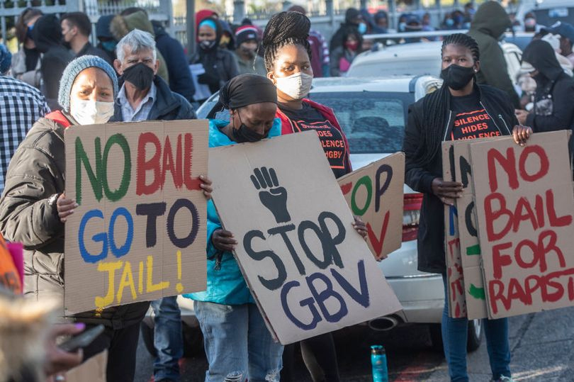 Thông tin mới vụ 8 người mẫu bị cưỡng hiếp nhiều lần gây chấn động ở Nam Phi-2