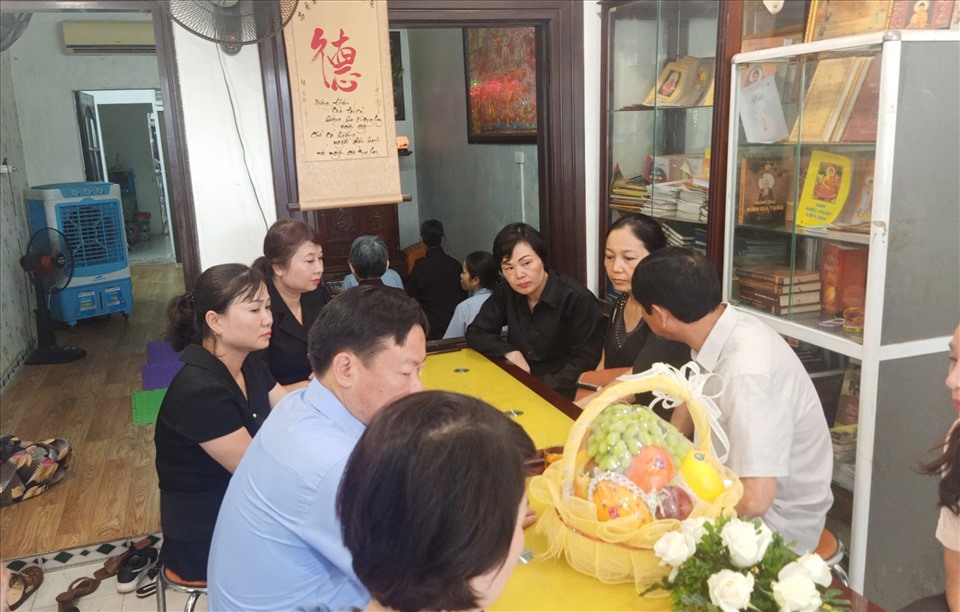 Cô giáo chủ nhiệm của chiến sĩ hy sinh trong vụ cháy: Đình Phúc học rất giỏi!-3