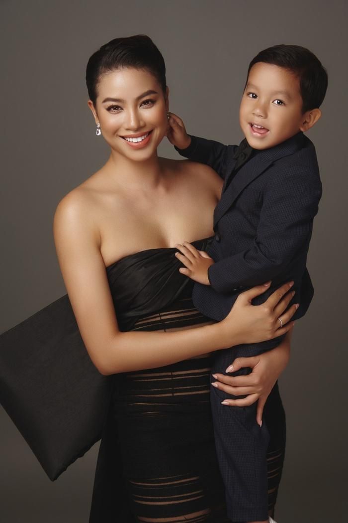 Tuổi 31 của Phạm Hương: Hào quang lớn nhất của tôi là nhìn thấy con khỏe mạnh-2