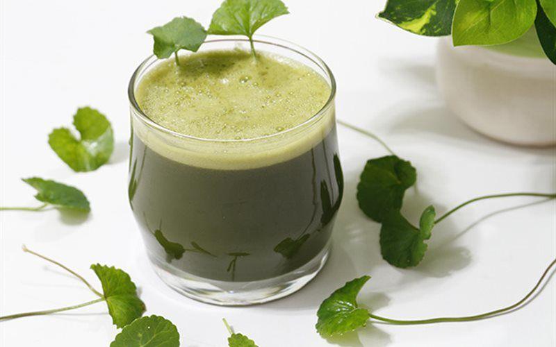 4 cách đơn giản làm nước rau má thanh lọc cơ thể, giải nhiệt cực tốt ngày nóng-5