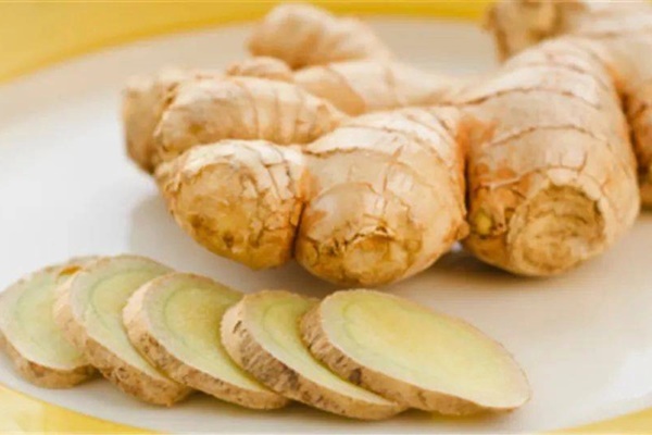 Đắp gừng vào rốn, cơ thể có 5 sự thay đổi kỳ diệu!-2