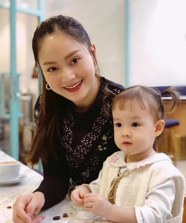 Lan Phương khoe một hành động nhỏ của con gái khi đi bảo tàng: Bé Lina làm gì mà khiến mẹ được khen ngợi cách dạy dỗ-2