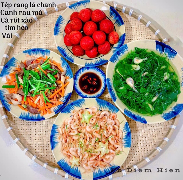 Lấy chồng Hà Nội mẹ đảm Bến Tre chiêu đãi cả nhà loạt mâm cơm 2 miền ngon miệng, đẹp mắt, cả tuần không lặp món-2