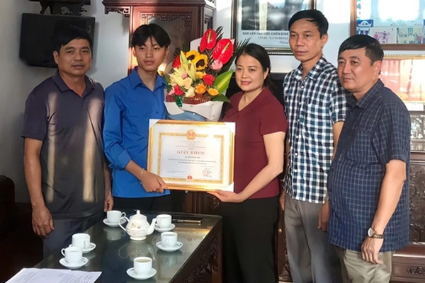 Tìm thấy thi thể cuối cùng trong vụ 4 người mất tích trên sông ở Nam Định-2