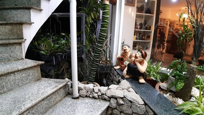 Ngắm căn biệt thự view biển đẹp như mơ của vị nhạc sĩ nổi tiếng vừa được sống lại sau thời gian chiến đấu với bệnh ung thư-16