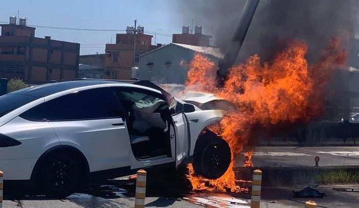 Công bố tình trạng của tài tử Lâm Chí Dĩnh sau 2 cuộc phẫu thuật nối xương-2