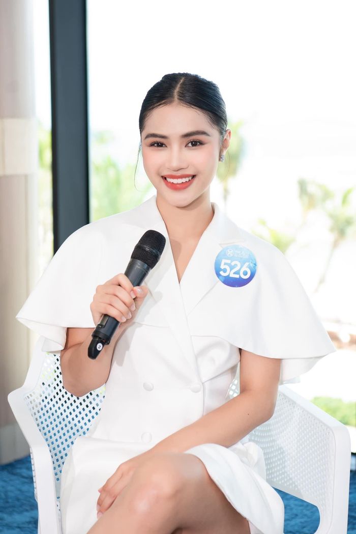 Thí sinh Hoa hậu Thế giới Việt Nam bị tố đánh bạn học-1
