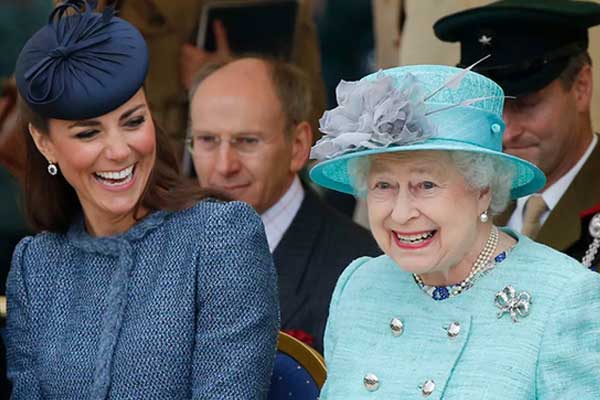 Chuyên gia: Công nương Kate là hiện thân của Nữ hoàng Anh, luôn tuân thủ một quy tắc bất di bất dịch-1