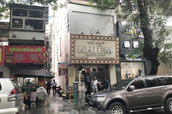 Cháy nhà 4 tầng ở TP.HCM-3