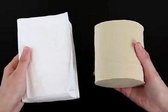 Chọn giấy vệ sinh màu trắng và màu vàng tốt hơn? Câu trả lời khiến ai nấy đều bất ngờ