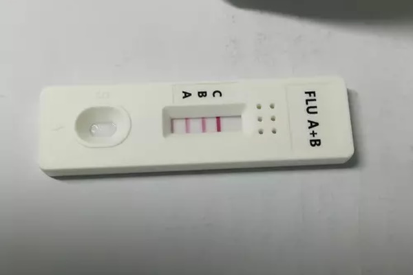 Cô gái sốt cao liên tiếp, ăn vào là nôn, đau đầu suốt 3 ngày: BS BV Bệnh Nhiệt đới Trung ương cảnh báo loại virus cúm mới đang bùng phát, đặc biệt nguy hiểm-5