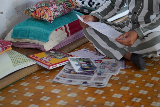 Lời nói dối bố đi công tác” và cuộc gặp gỡ cha con nơi cổng trại giam sau 12 năm xa cách-5