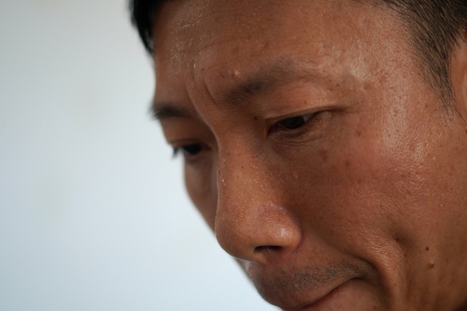 Lời nói dối bố đi công tác” và cuộc gặp gỡ cha con nơi cổng trại giam sau 12 năm xa cách-6