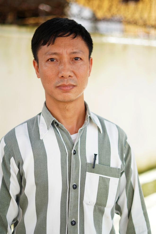 Lời nói dối bố đi công tác” và cuộc gặp gỡ cha con nơi cổng trại giam sau 12 năm xa cách-11