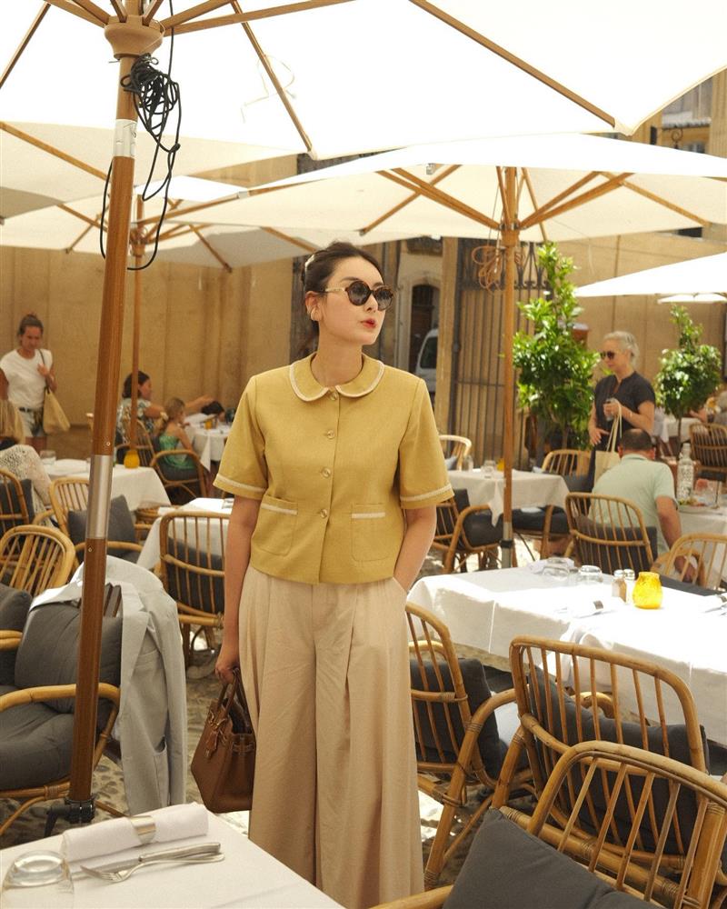 Muốn mặc quần ống rộng thật trẻ trung, hãy tham khảo các mỹ nhân Việt-4