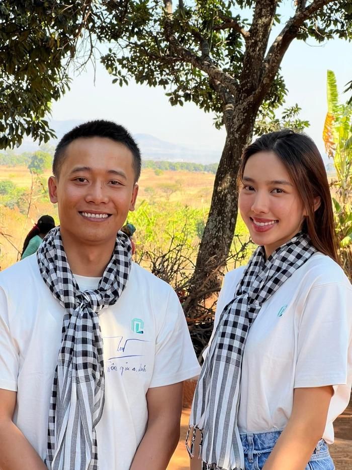 Bị Quang Linh Vlog chê giọng chua, Thùy Tiên có phản ứng khiến ai cũng bất ngờ!-2