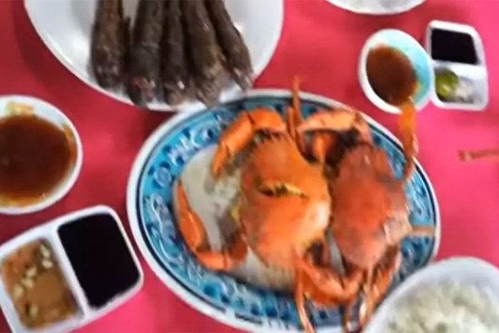 Xôn xao vụ ăn 2 con cua, mấy con vọp, 5 con cá thòi lòi bị tính 2,5 triệu đồng