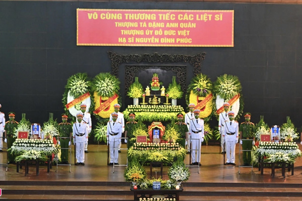 Nghẹn ngào lễ di quan ba liệt sĩ Cảnh sát phòng cháy chữa cháy-19